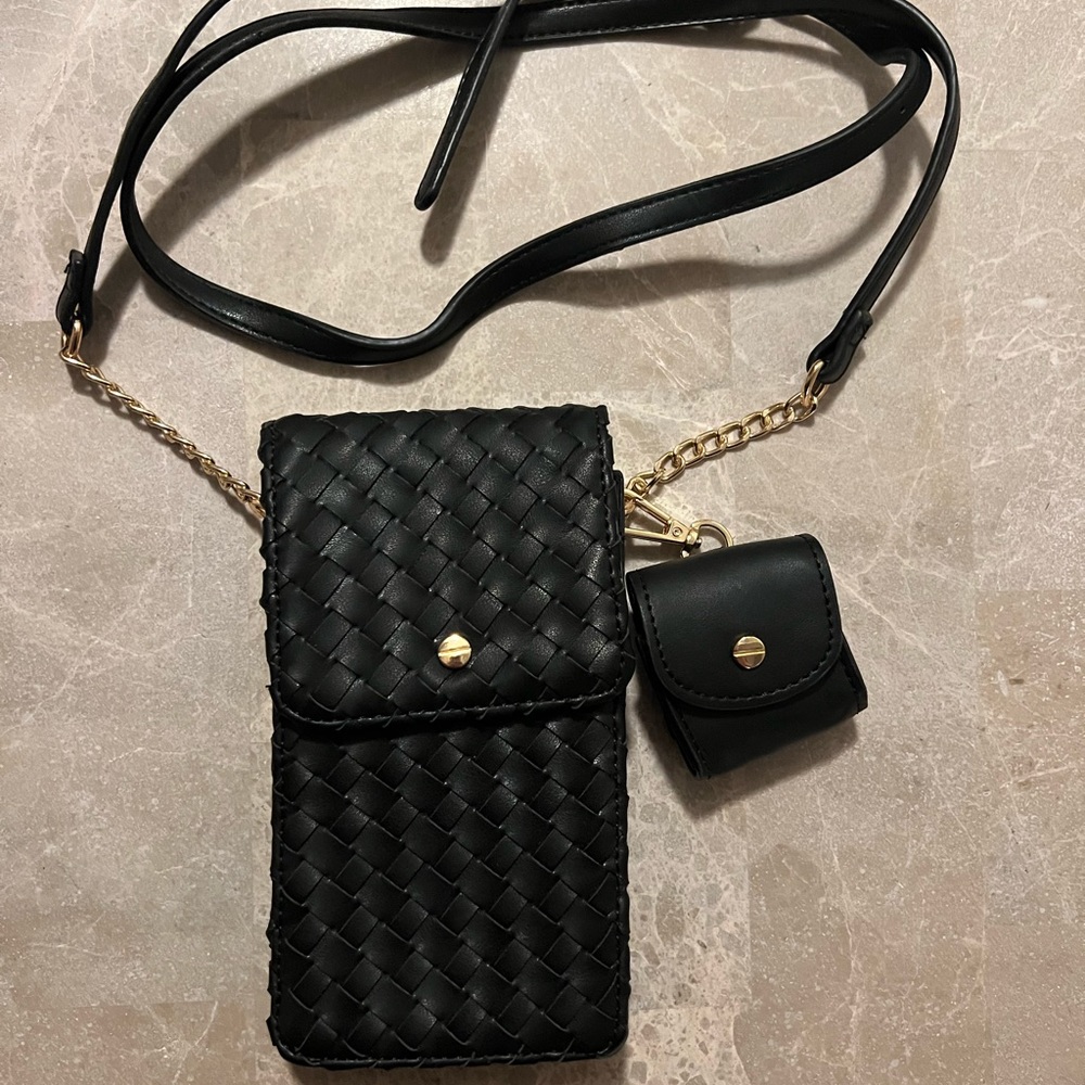 On the move phone crossbody bag